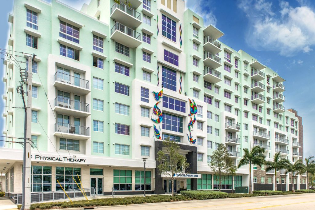 Pinnacle At Tarpon River Apartments Exterior